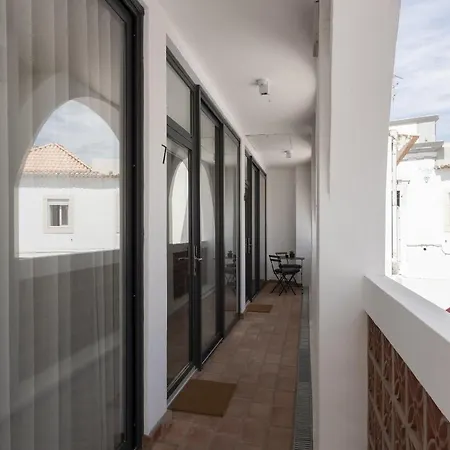 Madalena Village 6 - Centre By Hd Apartment