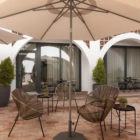 Madalena Village 6 - Centre By Hd Apartment *